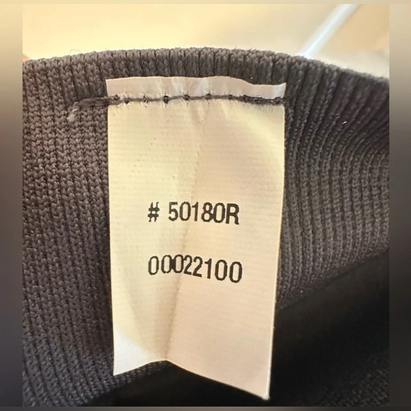 NWT SPANX XS LOOK AT ME NOW LAMN Bike Short
Black Camo Fitted Shapewear MSRP $58 - Picture 10 of 10